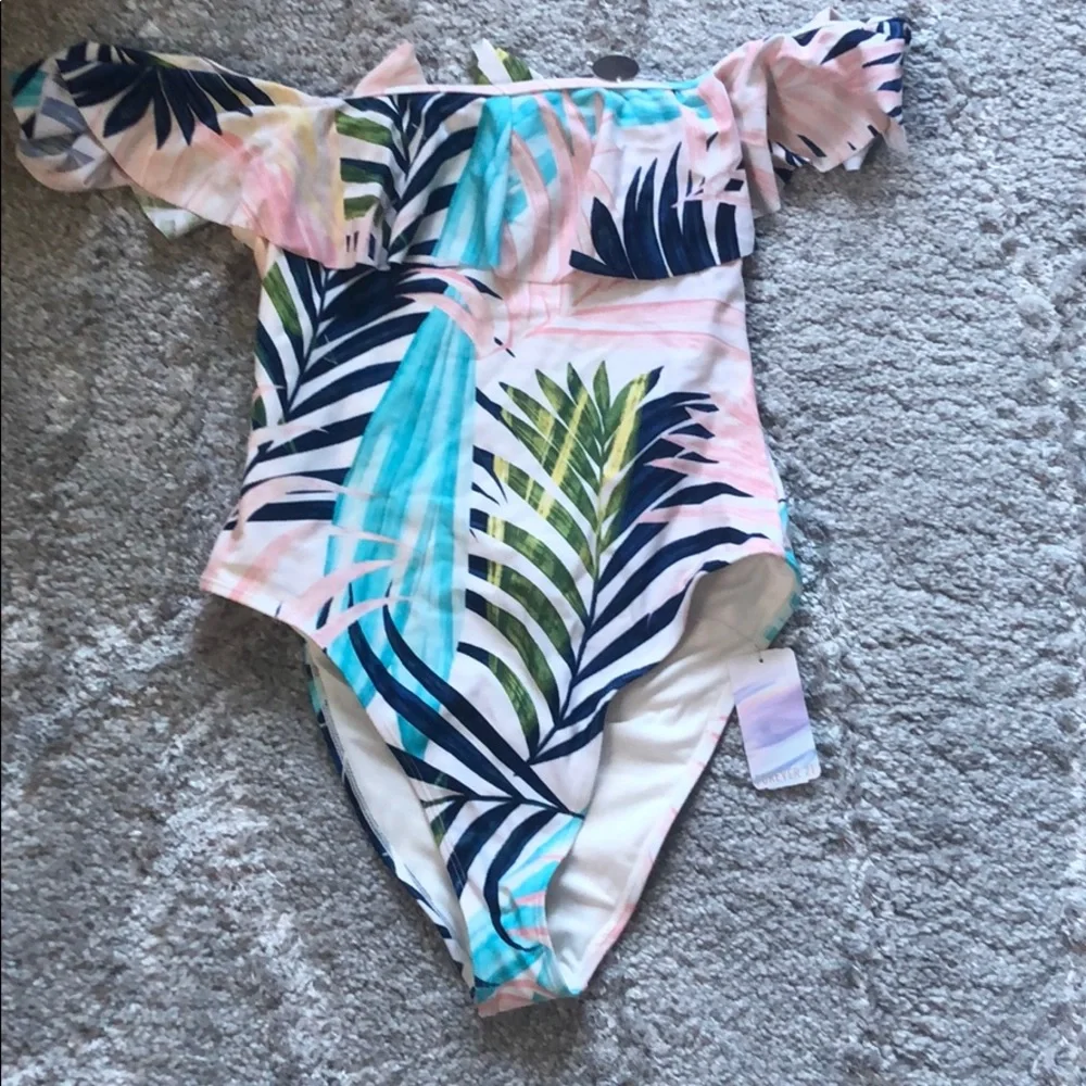 Forever 21 swim off the shoulder 1 piece